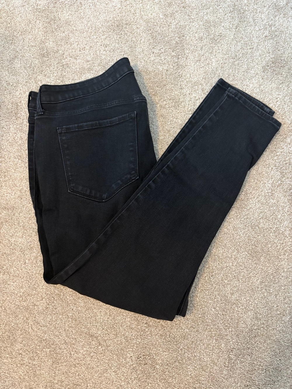 Old Navy Women's Black Skinny Jeans - Classic Dark Wash